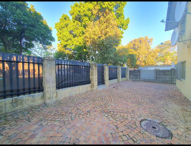 1 BEDROOM APARTMENT TO LET IN GLENLILLY